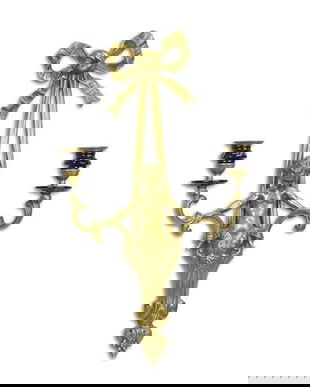 Aplica din bronz cu doua sfesnice din portelan