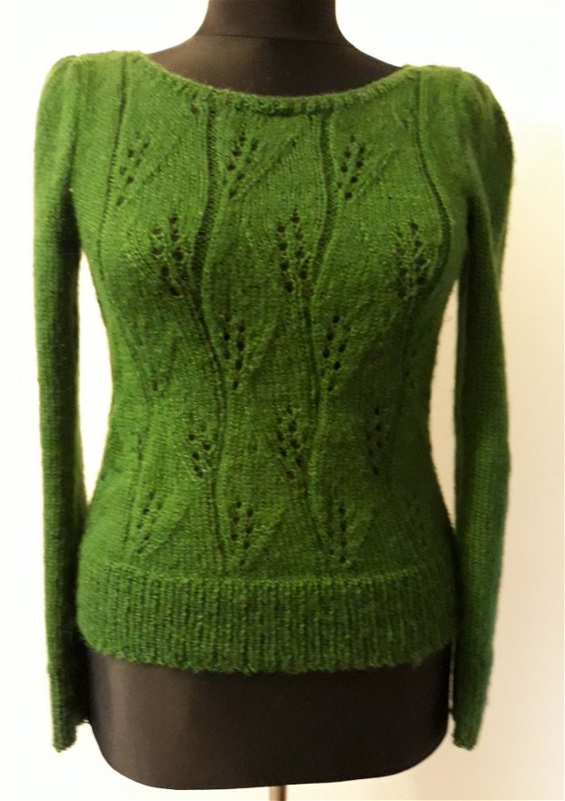 Bluza tricotata verde cu model gaurele