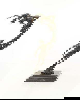 Cuplu  - statueta din bronz pe soclu din marmura