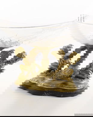 Platou din cristal cu picior cu ingerasi din bronz