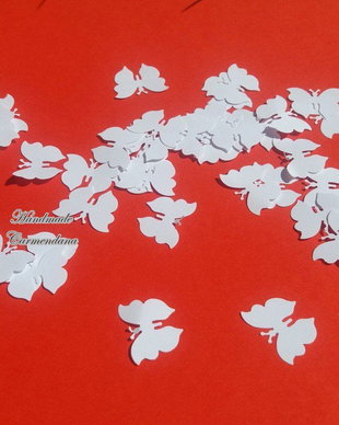 Confetti fluturi