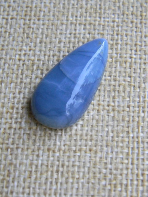 Caboson blue opal (AV7)