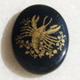Cabochon onix imprimat cu semnul zodiacal rac (provenienta America) aprox 3-4x18x24.5-25 mm