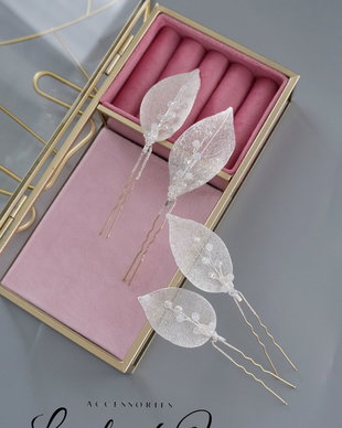 ALEXIA - Set agrafe cu frunze argintate și cristale Swarovski