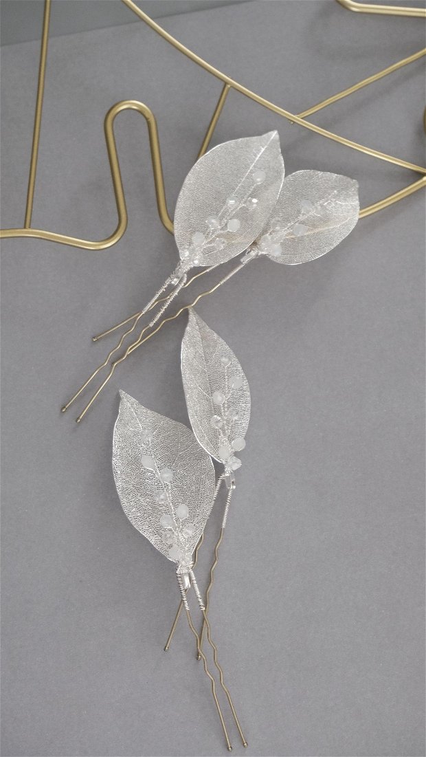 ALEXIA - Set agrafe cu frunze argintate și cristale Swarovski