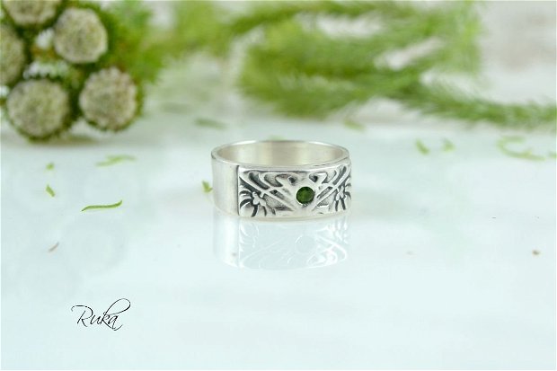 Inel de argint cu turmalina verde ''Hope within''