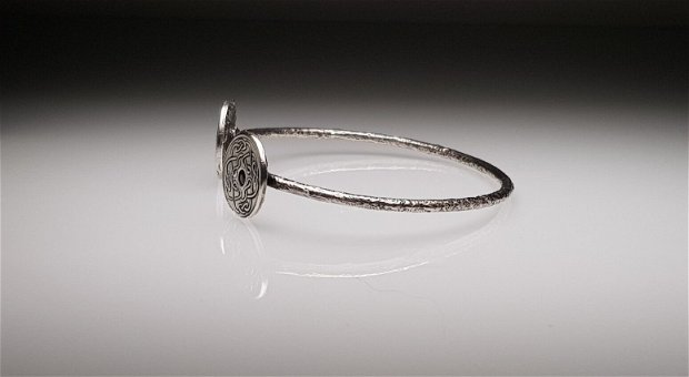 Bratara reglabila din argint cu motive celtice ''Knot''