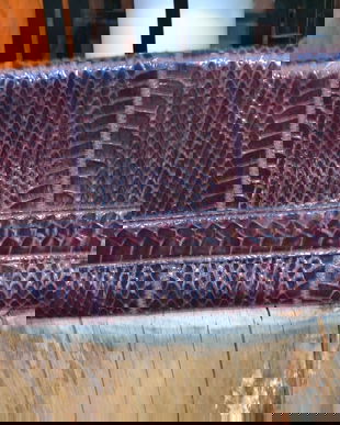 Plic din sarpe visiniu