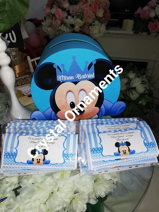 Cutie de dar baby Mickey
