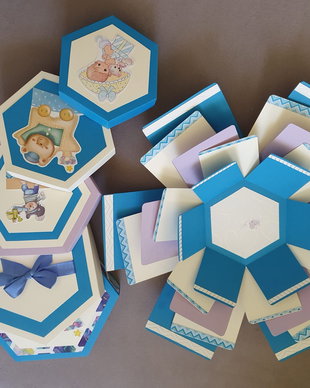 Cadou personalizat Explosion box hexagonal
