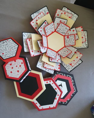 Cadou personalizat Explosion box hexagonal