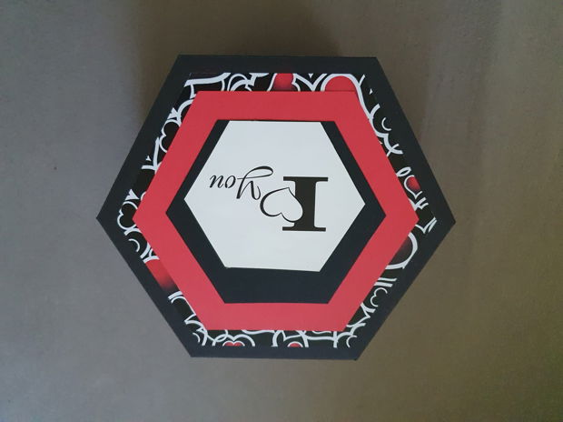 Cadou personalizat Explosion box hexagonal