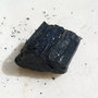 Turmalina neagra NATURALA bruta 2 aprox 24x22x15 mm