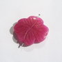 Pandantiv gravat manual floare siclam din jad aprox 31.5x31.5x6 mm