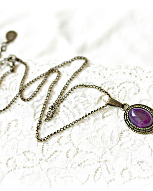 Colier cu agata violet