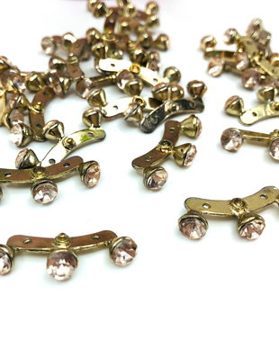 Accesoriu metalic decorativ