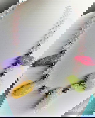 Colier din sfere de cuartz roz cu distantiere metalice argintate si agate
