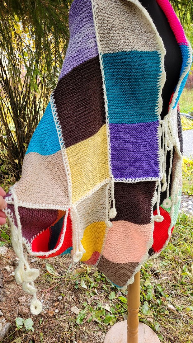 Pulover pătrățel,colorat și trendy
