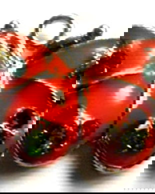 Charm metalic fluture portocaliu cu strasuri din sticla pe baza argintie