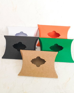 Cutiuta pillow mica, cu fereastra