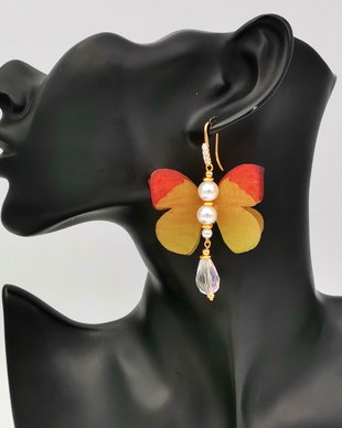 Rezervat Cercei - Pearl Butterfly