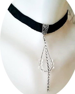 chocker piele cu lacrima de cristale