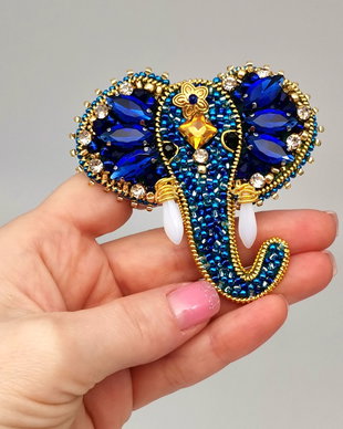Rezervat Brosa Elefantul - Regal Blue