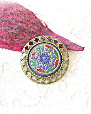 Brosa vintage albastru regal