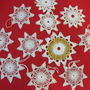 11 stelute crosetate decor brad