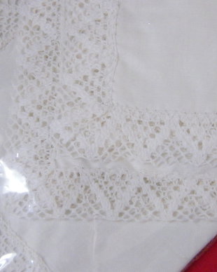 Nou-set 3 batiste cu dantela