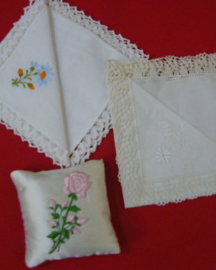 Noi- 2 batiste cu dantela