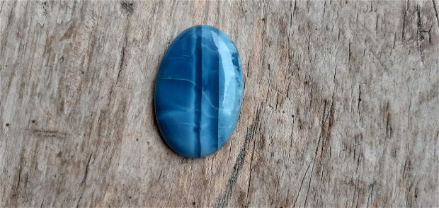 Cabochon opal albastru, 35x24x5.5 mm