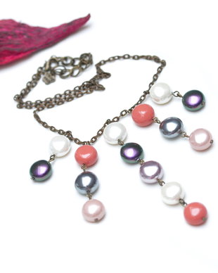 Colier cu perle multicolore