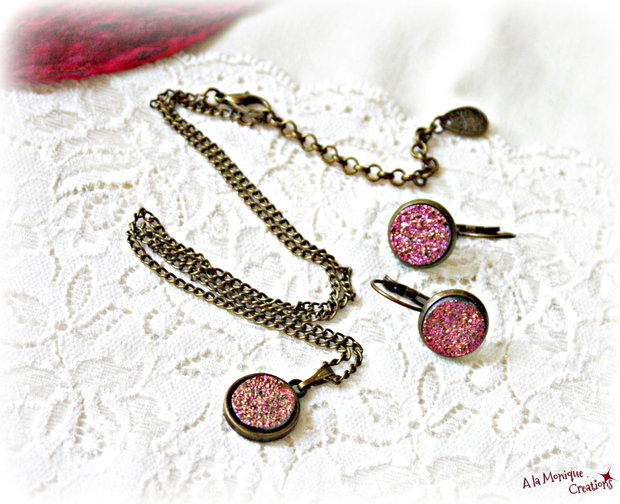 Cercei cu druzy roz
