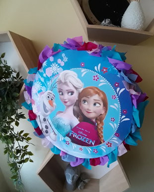 Pinata Piniata Frozen Ana și Elsa