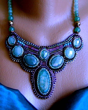 ! BlackFriday Today ! Aventurine si agat druzy, intr-un decor mov prunariu - colier superb / vintage renascut, creatii unicat, podoabe pe viata