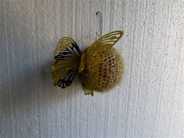Ornamente  Bulgare cu aripi de aur  CR 0195