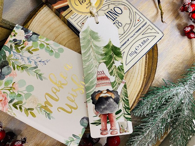 Semn de carte personalizat cu mesaj de Craciun - Gnomes Making Christmas