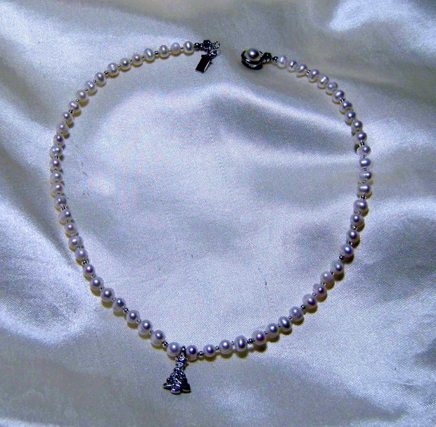 Colier din perle naturale albe cu sharm si accesorii placate cu Ag 925 Nr 17