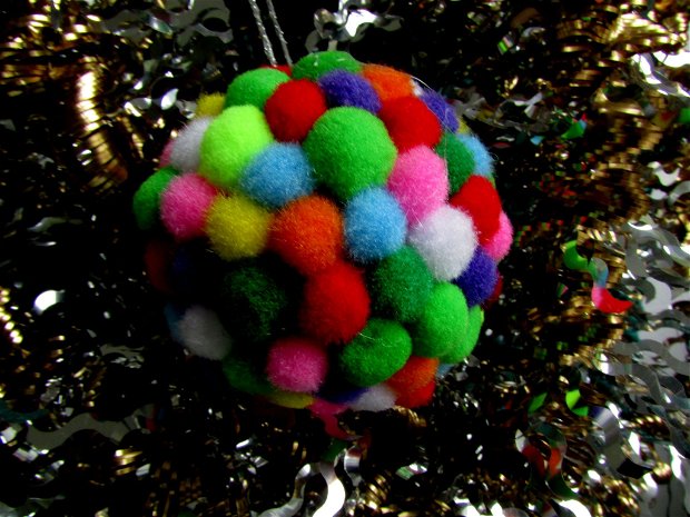 3 Globuri Craciun  Bucuria culorilor  CR 0091(set 3 buc)