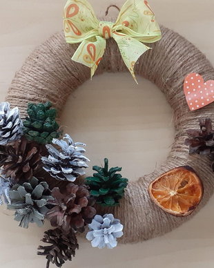 Coronita decorativa pentru Sarbatorile de iarna INDISPONIBILA