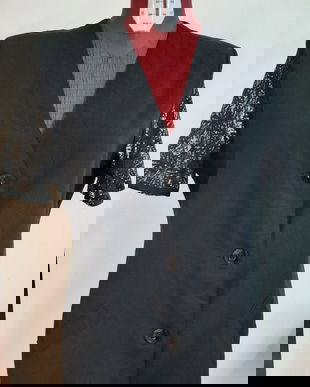 Bluza-blazer cu dantelă