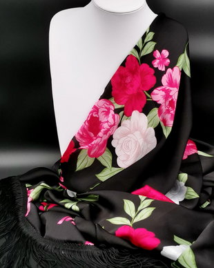 Esarfa/Sal negru CARMEN cu franjuri din matase - Colectia LUXURY ACCESSORIES