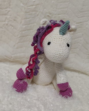 Unicorn crosetat