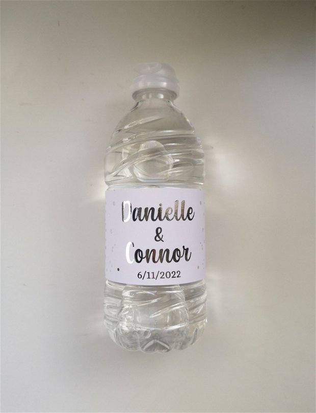 Sticker adeziv personalizat pentru sticlele de apa