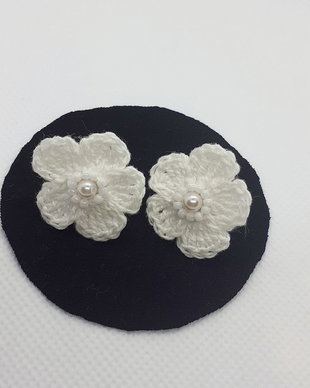 cercei handmade - flori - albi