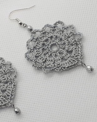 cercei handmade mandala - gri