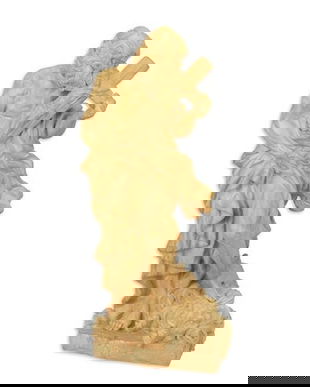 Statueta mare din rasini cu un barbat cu un crucifx