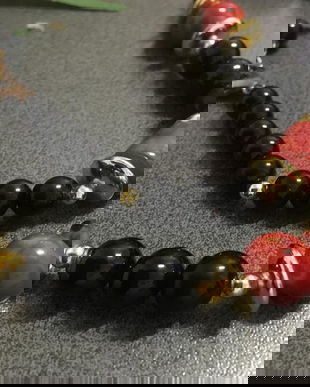 Colier vintage cu rosu