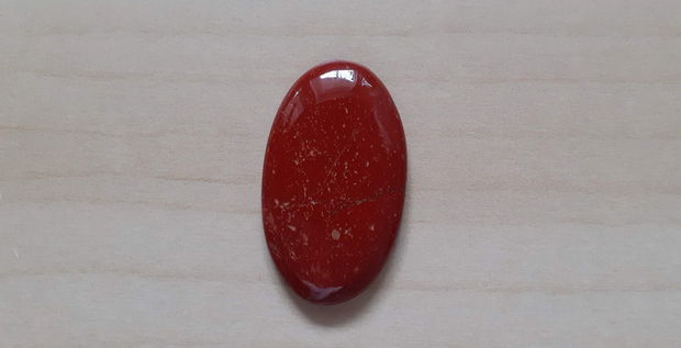 Cabochon jasp rosu, 42x24 mm